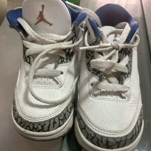 Toddler Jordan size 9
